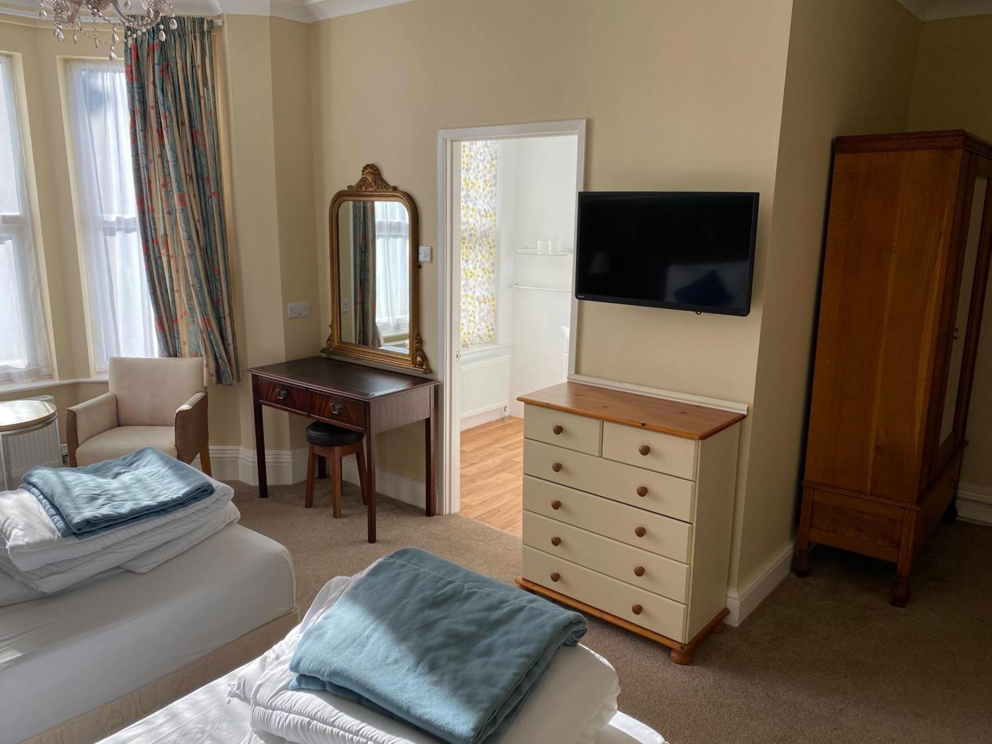 The Linden Leaf Rooms بيستون الغرفة الصورة